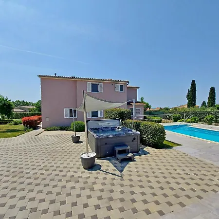 Mattea Ferienhaus Galižana