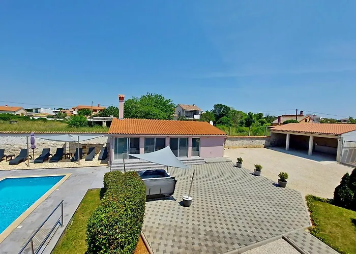 Holiday home Villa Mattea *